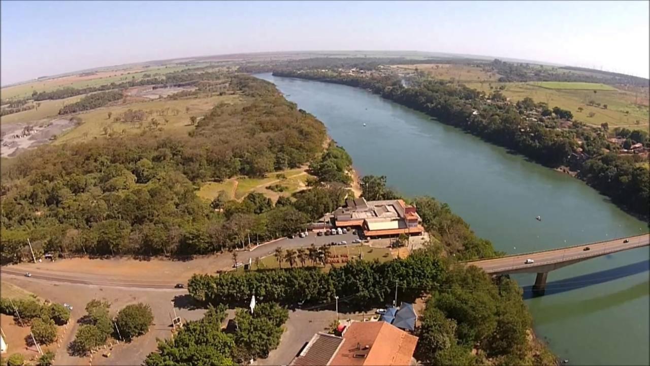 Fronteira Hotel Rio Grande מראה חיצוני תמונה